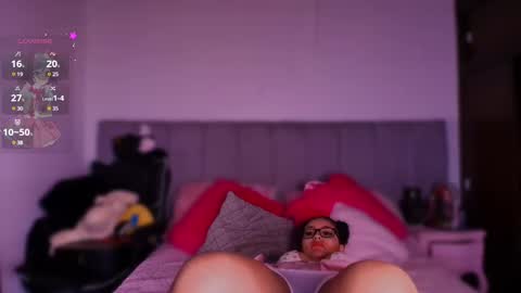 Layla online show from February 11, 2025, 12:48 pm