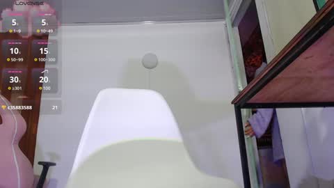 Snapshot of laylafoxy_tay chatting on January 29, 2025, 6:22 am laylafoxy_tay online show from January 29, 2025, 6:22 am
