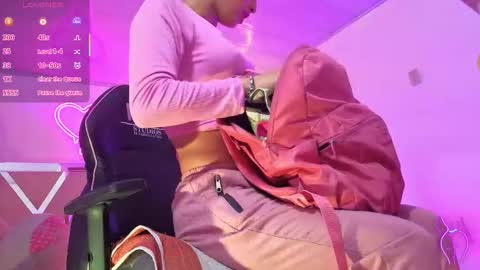 Snapshot of laylafoxy_tay chatting on January 9, 2026, 3:20 am laylafoxy_tay online show from January 9, 2026, 3:20 am