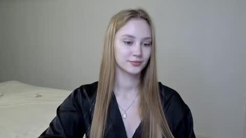 Snapshot of laylapretty001 chatting on January 8, 2025, 5:48 am LaylaPretty001 online show from January 8, 2025, 5:48 am