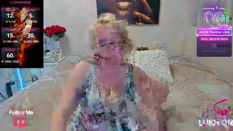 Snapshot of laylaroma chatting on December 19, 2025, 3:52 pm laylaroma online show from December 19, 2025, 3:52 pm