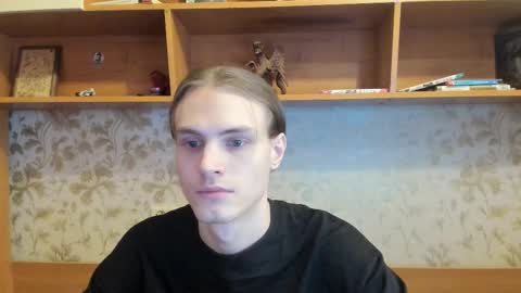 Snapshot of lazaret1k chatting on January 16, 2026, 9:46 am Vladi online show from January 16, 2026, 9:46 am