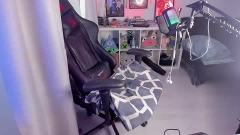 Haze aka Slava online show from March 12, 2025, 8:08 am