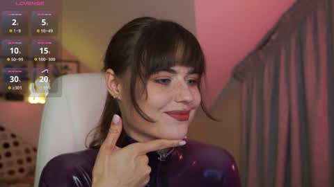 Pansy online show from September 25, 2025, 7:50 pm