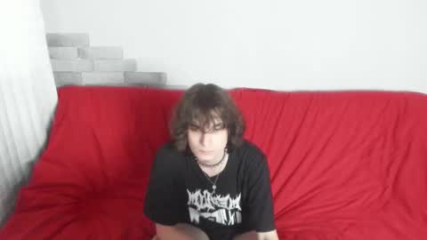 Snapshot of lazydarkknight chatting on November 4, 2025, 7:51 am Alex online show from November 4, 2025, 7:51 am