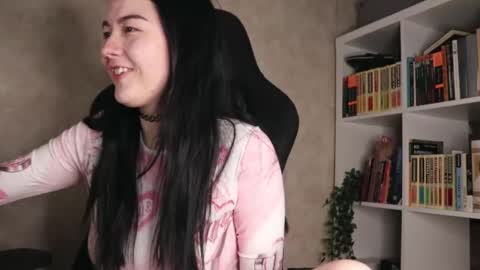 Snapshot of lazynut chatting on October 18, 2025, 4:26 am Lisa online show from October 18, 2025, 4:26 am