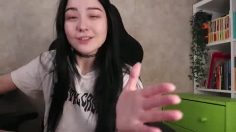 Snapshot of lazynut chatting on February 28, 2026, 4:46 am Lisa online show from February 28, 2026, 4:46 am