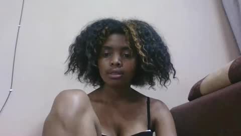 lea96546 online show from November 13, 2025, 5:45 pm