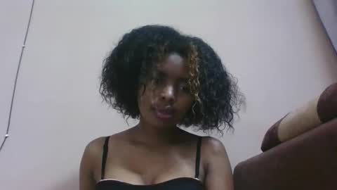 lea96546 online show from November 14, 2025, 6:34 am