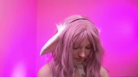 Snapshot of lea_belle_ chatting on February 21, 2026, 3:57 pm Lea online show from February 21, 2026, 3:57 pm