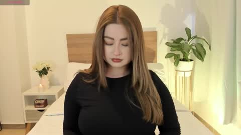 Snapshot of lea_jonesss chatting on March 5, 2026, 10:28 pm lea online show from March 5, 2026, 10:28 pm