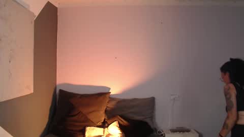 leabigboobs online show from February 6, 2025, 6:56 pm