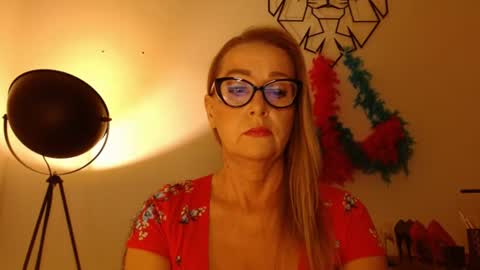 Snapshot of leadesire chatting on June 15, 2026, 2:08 pm LEA online show from June 15, 2026, 2:08 pm