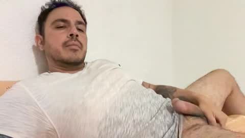 leafar_volkov online show from October 27, 2025, 4:38 am