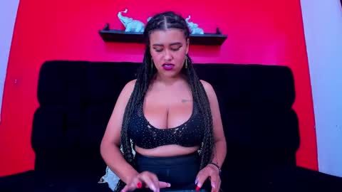 Leah online show from January 6, 2025, 3:31 am