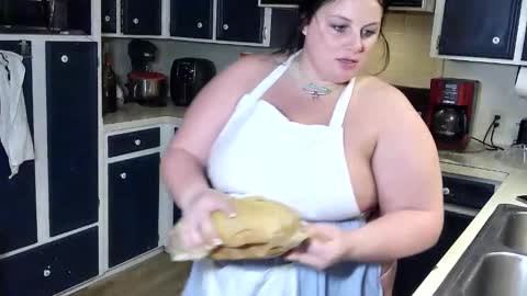 Snapshot of leahjewel chatting on April 15, 2026, 12:06 am Leah jewel online show from April 15, 2026, 12:06 am