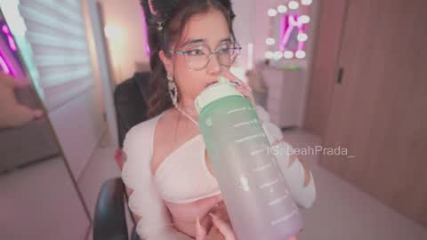 Instagram Leahprada  online show from May 15, 2026, 10:17 pm