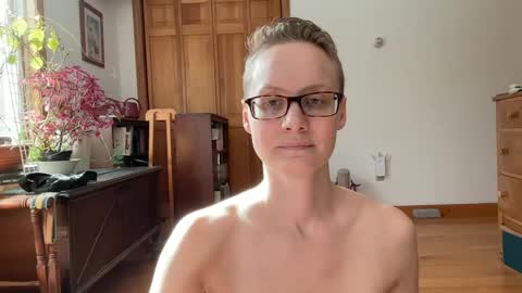 Lee online show from February 8, 2025, 6:22 pm