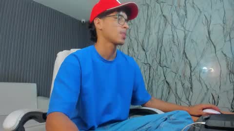 Snapshot of leam_1 chatting on March 1, 2026, 2:57 am leam_1 online show from March 1, 2026, 2:57 am