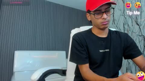 Snapshot of leam_1 chatting on March 4, 2026, 3:23 am leam_1 online show from March 4, 2026, 3:23 am