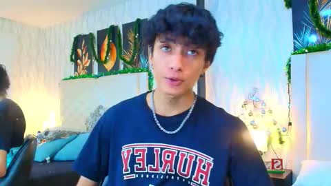 Lean online show from December 15, 2025, 10:03 pm