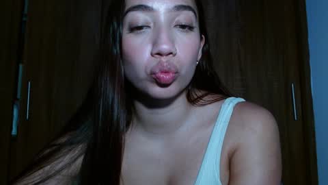 leanaalhub online show from February 5, 2025, 5:09 am