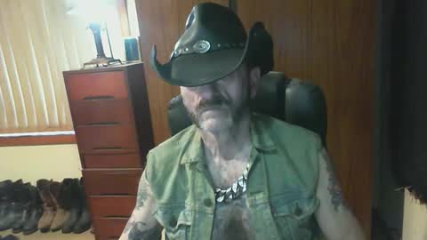 leathergreaser online show from February 17, 2026, 8:26 pm