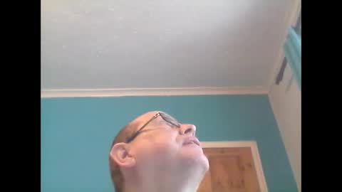 leatherpants68 online show from October 26, 2025, 1:50 pm