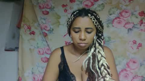 Snapshot of leatianaa chatting on May 16, 2026, 10:36 am leatianaa online show from May 16, 2026, 10:36 am