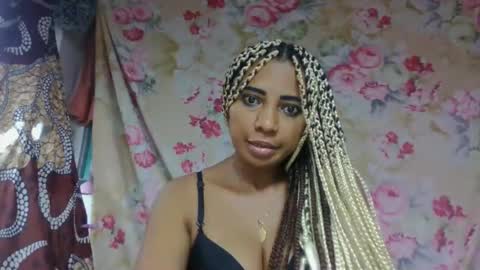 Snapshot of leatianaa chatting on May 27, 2026, 1:57 am leatianaa online show from May 27, 2026, 1:57 am