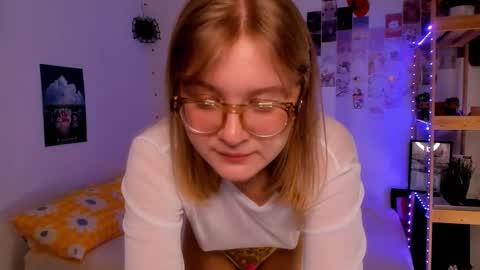 Ellie online show from November 28, 2025, 7:11 am