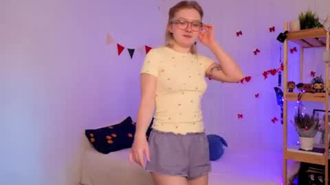 Ellie online show from June 12, 2026, 6:34 am
