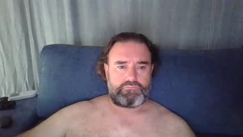 Snapshot of lecheare28 chatting on September 15, 2025, 8:14 am lecheare28 online show from September 15, 2025, 8:14 am