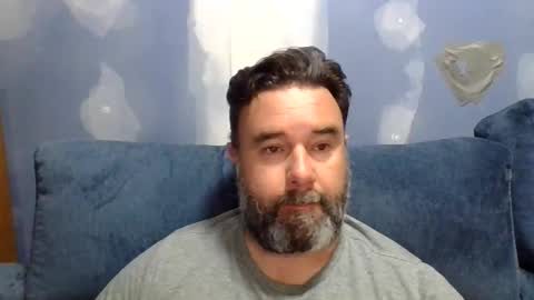 Snapshot of lecheare28 chatting on May 28, 2026, 7:49 am lecheare28 online show from May 28, 2026, 7:49 am