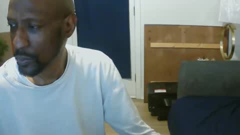 Snapshot of leeguy_hugedick chatting on May 28, 2026, 7:05 am Ebony DeafGuy online show from May 28, 2026, 7:05 am