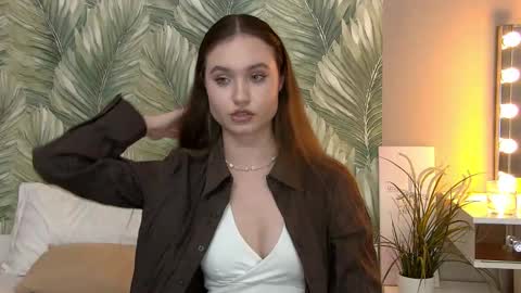 Snapshot of leelasmit chatting on October 18, 2025, 3:35 pm Leela online show from October 18, 2025, 3:35 pm