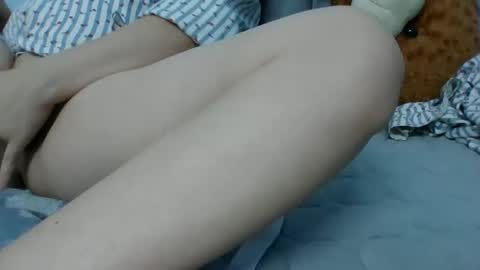 Snapshot of leeloveyou chatting on February 4, 2026, 7:09 pm leeloveyou online show from February 4, 2026, 7:09 pm