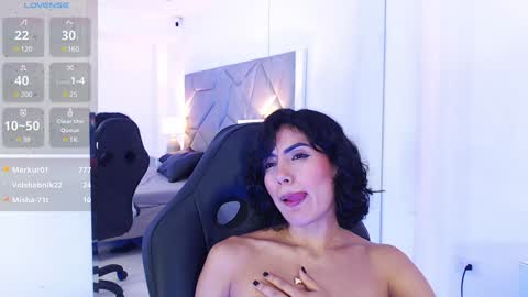 Snapshot of leethompson_ chatting on January 29, 2025, 6:07 pm Leet online show from January 29, 2025, 6:07 pm