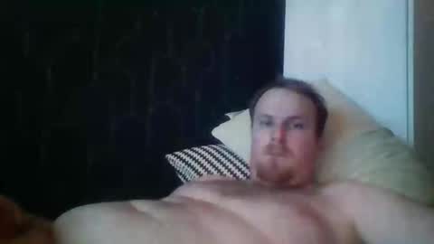 Snapshot of leeuwarder12 chatting on November 17, 2025, 3:40 pm leeuwarder12 online show from November 17, 2025, 3:40 pm