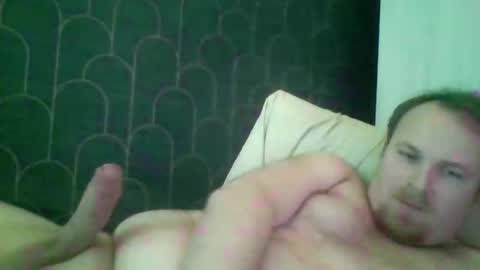 Snapshot of leeuwarder12 chatting on December 13, 2025, 7:53 pm leeuwarder12 online show from December 13, 2025, 7:53 pm