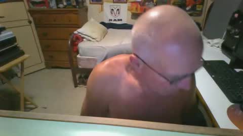 Snapshot of leezamm1132 chatting on April 21, 2026, 2:48 am leezamm1132 online show from April 21, 2026, 2:48 am