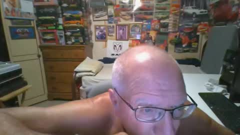 Snapshot of leezamm1132 chatting on April 25, 2026, 10:07 am leezamm1132 online show from April 25, 2026, 10:07 am