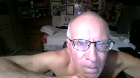 Snapshot of leezamm1132 chatting on May 9, 2026, 12:16 am leezamm1132 online show from May 9, 2026, 12:16 am