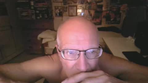Snapshot of leezamm1132 chatting on May 26, 2026, 2:07 am leezamm1132 online show from May 26, 2026, 2:07 am