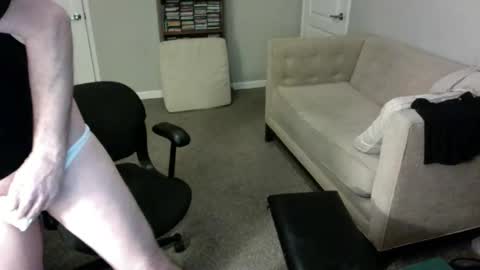 Snapshot of legs999 chatting on February 24, 2026, 2:15 pm legs999 online show from February 24, 2026, 2:15 pm