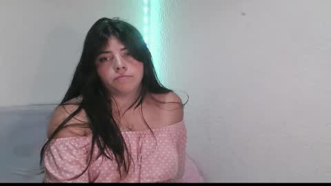 leidyramca online show from October 23, 2025, 4:56 am