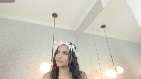 LEIGH ANGELS online show from May 6, 2026, 10:15 pm