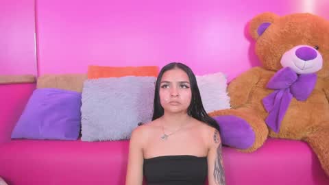 LEIGH ANGELS online show from May 28, 2026, 9:45 pm