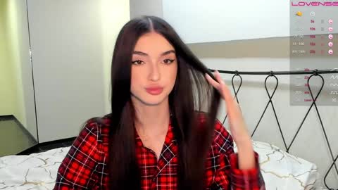 Leila online show from January 27, 2025, 8:17 pm