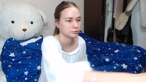 Snapshot of leila_bambi chatting on January 28, 2025, 4:29 am leila_bambi online show from January 28, 2025, 4:29 am